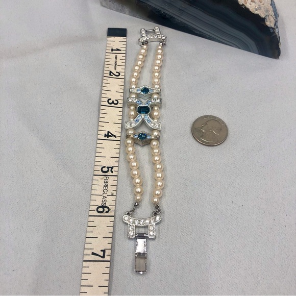 Vintage 2 Strand faux pearl blue rhinestone bracelet - Picture 11 of 16